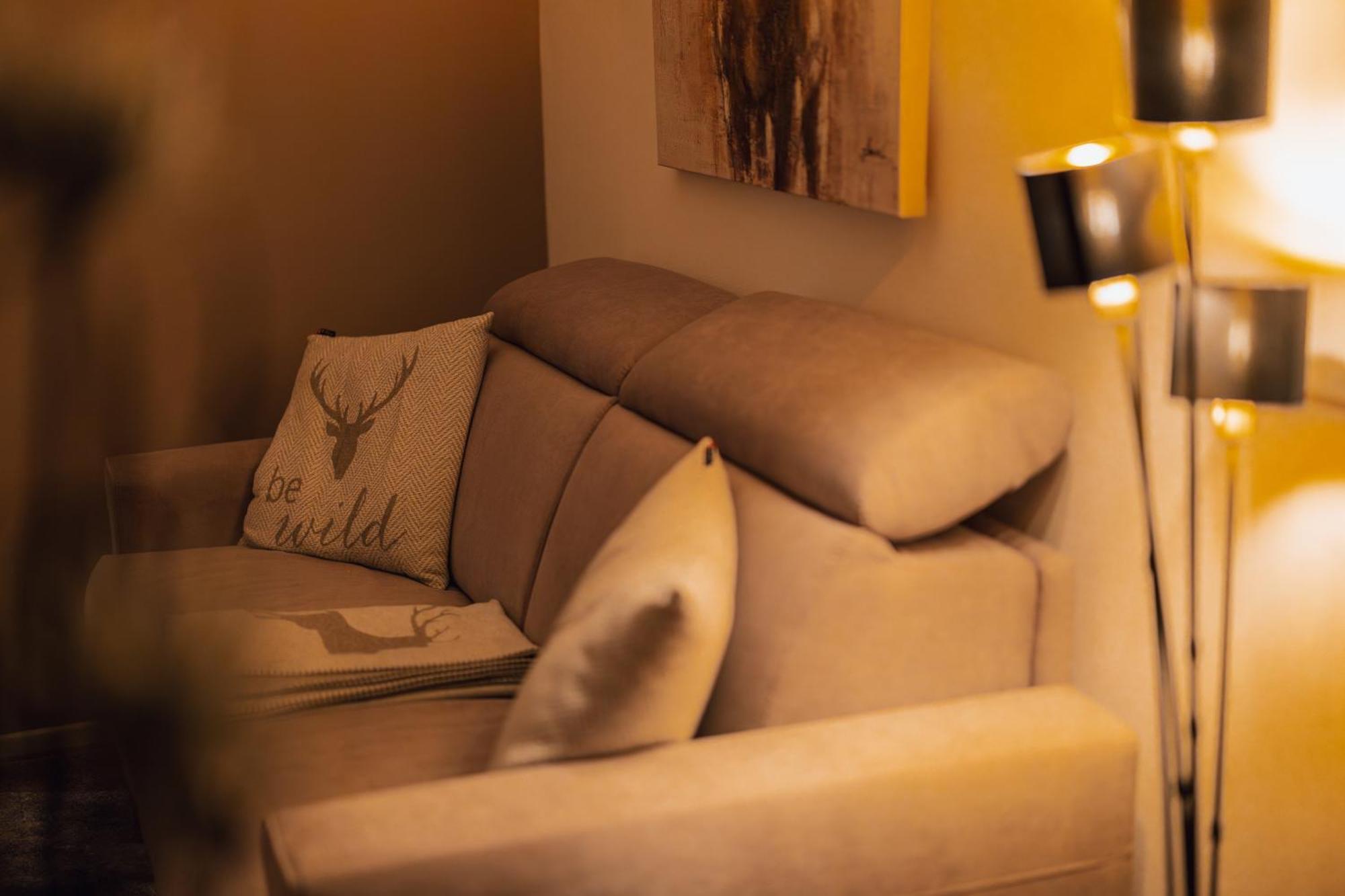 Posthof - Alpine Living Apartments Campo di Trens Luaran gambar